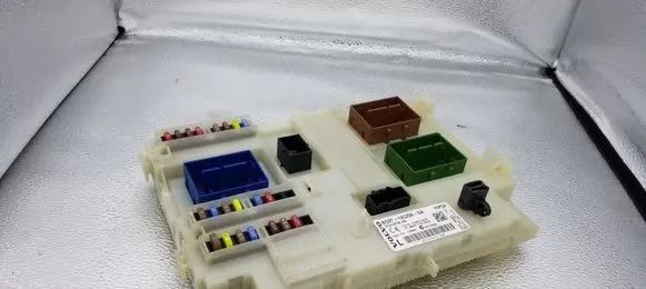 Volvo S60 Power management control unit BG9T14C256GA 31314116AA 000111111877