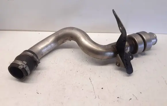 Land Rover Discovery 3 - LR3 Intercooler hose/pipe
