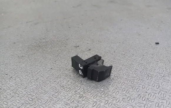 Volkswagen Touareg I Electric window control switch 7L6959855A