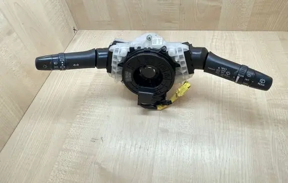 Mitsubishi Lancer X Wiper turn signal indicator stalk/switch 8600A099 17D706 17E532