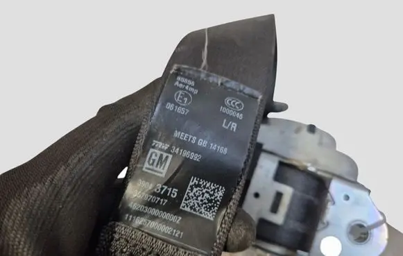 Opel Astra K Rear seatbelt 39043715 367970717