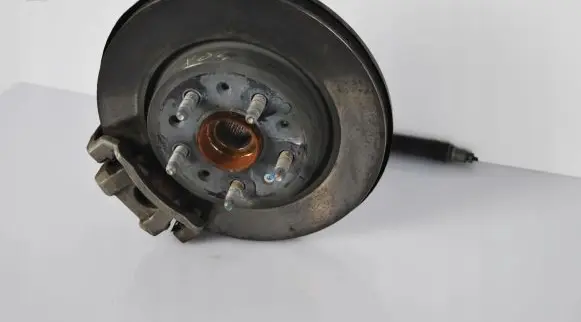 Chevrolet Camaro Rear brake caliper 84273769
