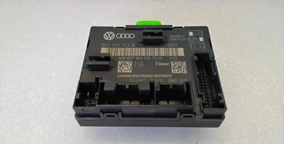Audi A4 S4 B8 8K Door control unit/module 8K0959793M