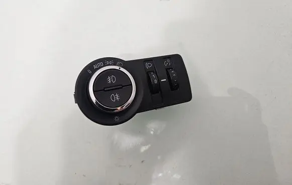 Light switch