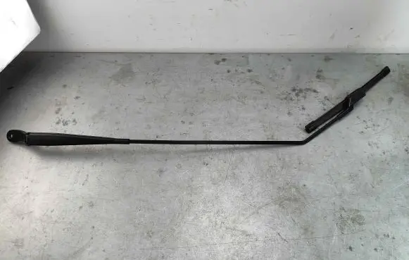 Renault Zoe Front wiper blade arm 288864869R