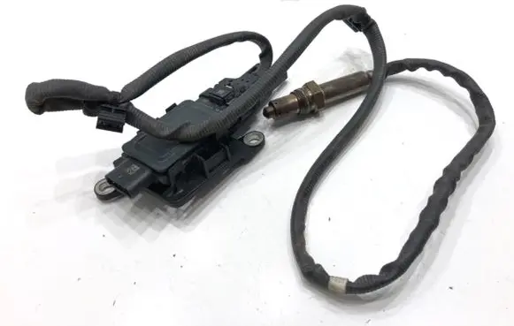 BMW 5 G30 G31 G38 Lambda probe sensor 8594553