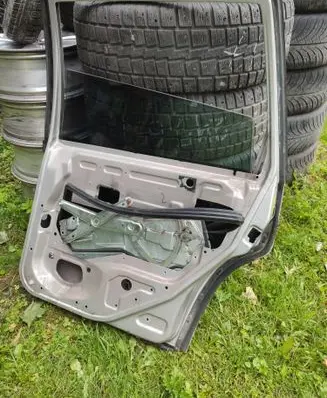 Rear door