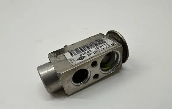 Air conditioning (A/C) expansion valve