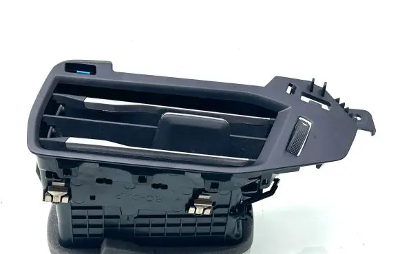 Ford Focus Dashboard side air vent grill/cover trim JX7B19893