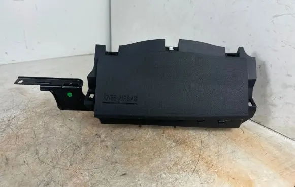 Hyundai Santa Fe Knee airbag 569702W000