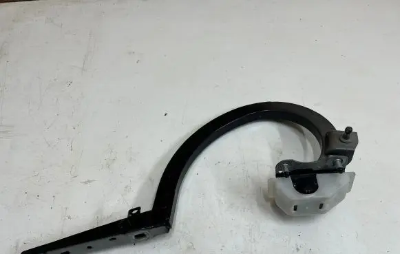 BMW 7 G11 G12 Tailgate/trunk/boot hinge 7357115