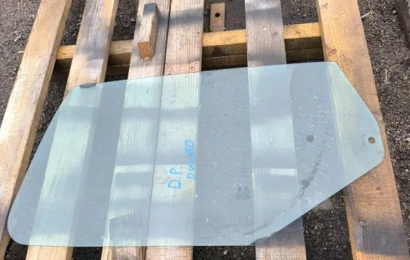 Citroen Jumper Front door window glass four-door 43R000055 E000090