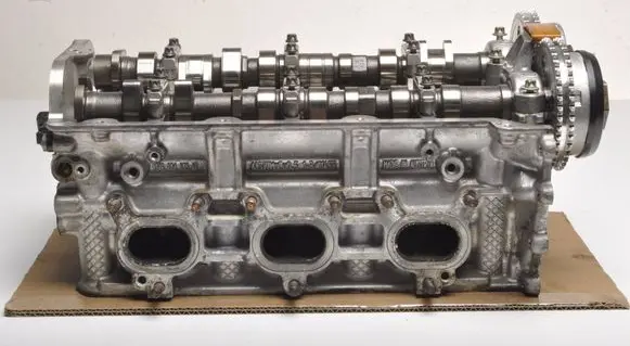 Porsche Macan (95B) Engine head 946104105AR