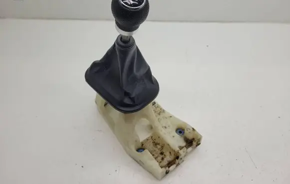Hyundai ix35 Gear shift rod 437002S100
