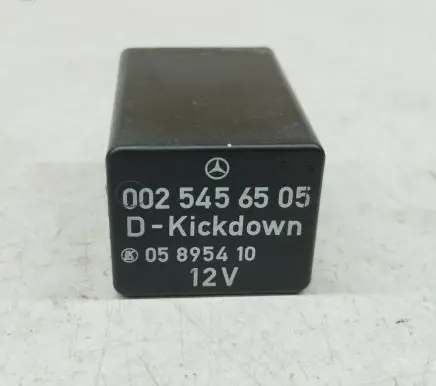 Mercedes-Benz E W124 Other relay 0025456505 A0025456505