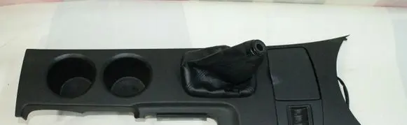 Mitsubishi Outlander Panel drawer/shelf pad 
