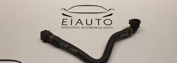 Engine coolant pipe/hose