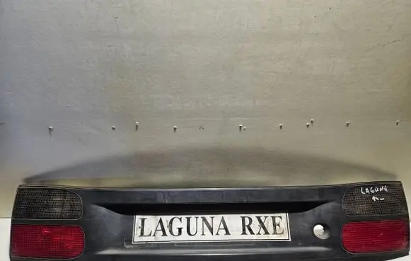Renault Laguna I Trunk door license plate light bar 7700820049 22260002