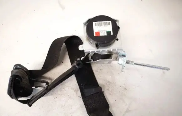 Opel Astra H Front seatbelt 560834901