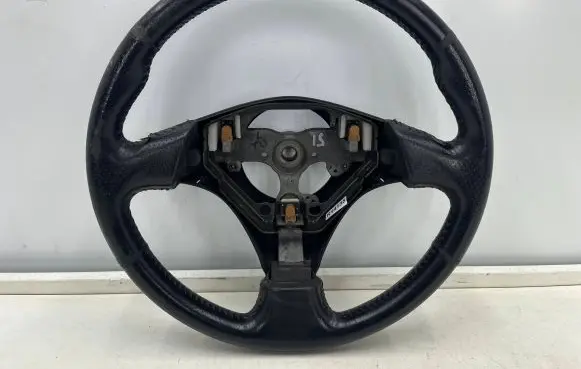 Lexus IS 200-300 Steering wheel