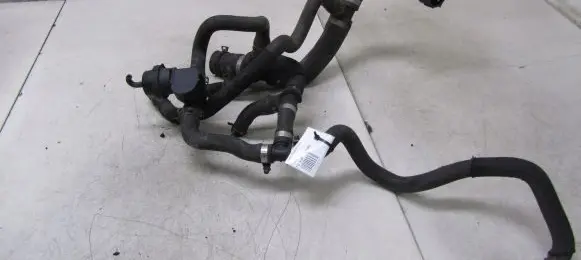 Volvo V60 Engine coolant pipe/hose