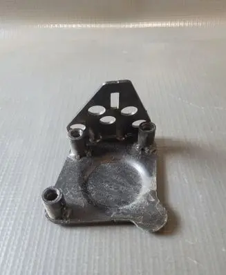 Volvo XC60 Radiator mount bracket 32298669