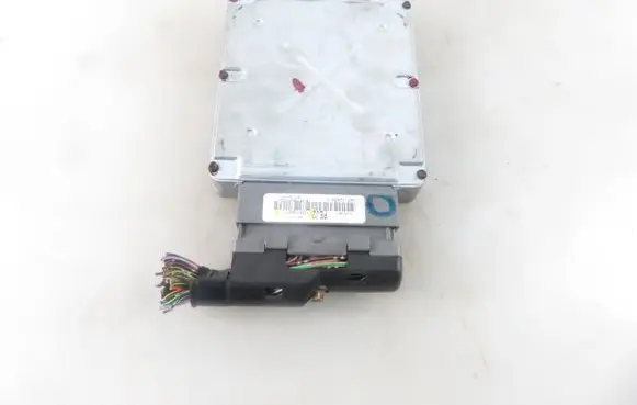 Mazda 626 Engine control unit/module FS5S18881C