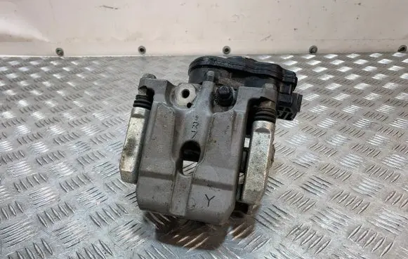 Mitsubishi Outlander IV Rear brake caliper 14161010080 21033030304