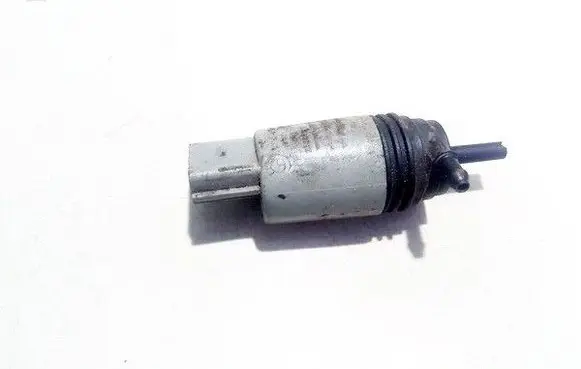 BMW 5 F10 F11 Windscreen/windshield washer pump 67126934159 23557610