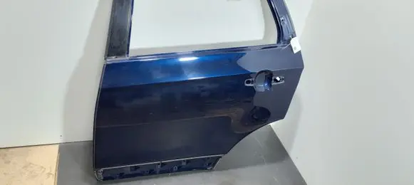 Suzuki SX4 S-Cross Rear door