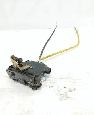 Audi A6 S6 C5 4B Rear door lock 4B0839016B PA66309G