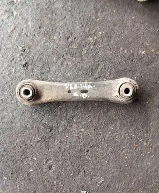 Volvo XC60 Rear control arm 6G915K743