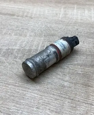 Peugeot 405 Fuel pump relay 9610026480
