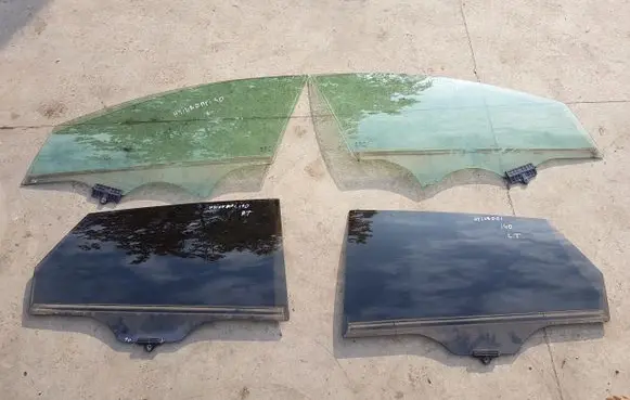 Hyundai i40 Rear door window glass