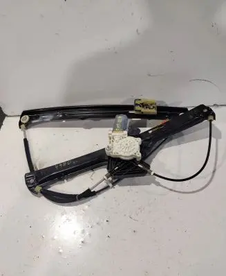 BMW X5 F15 Front door window regulator with motor 7322747 C11468102 M125164B2150