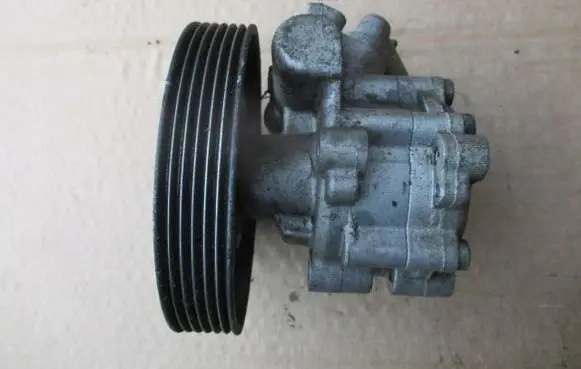 Citroen Jumper Power steering pump 9645653580