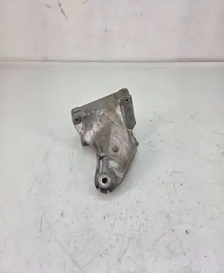 Mercedes-Benz GLC C253 Engine mounting bracket A6512235504
