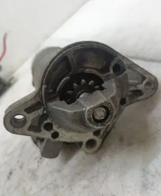 Mazda 6 Starter motor M002T88671 RF5C