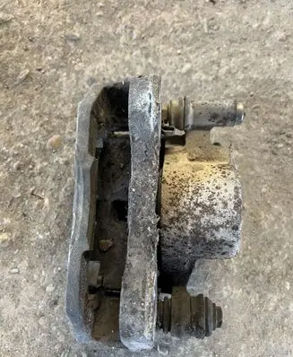 Opel Frontera A Front brake caliper