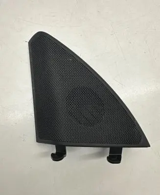 Mercedes-Benz C W205 Front door speaker cover trim A2057200148 10071903