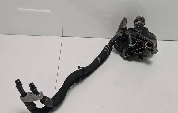 BMW 3 E92 E93 Oil filter mounting bracket 7516383 7570085 7576521