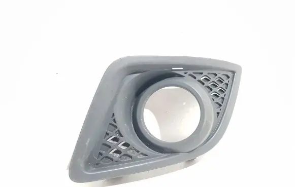 Ford Fiesta Front grill 6S6119953