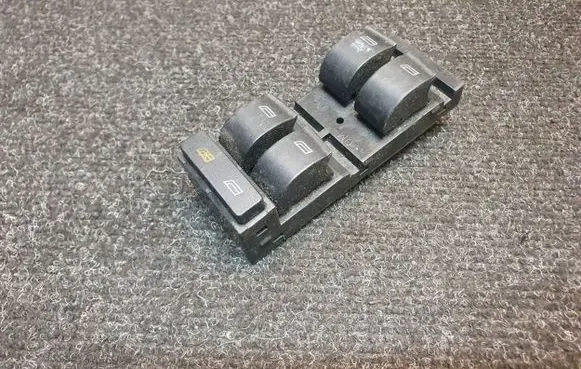 Audi A6 S6 C5 4B Electric window control switch 4B095985