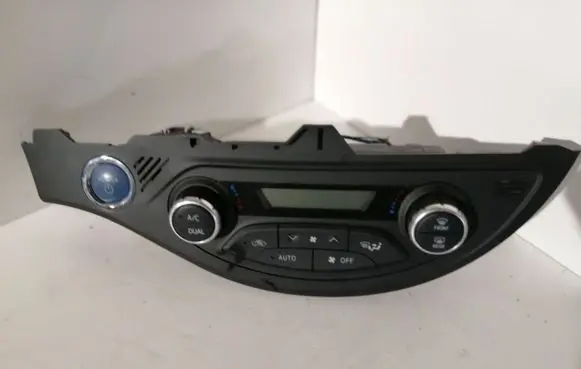 Toyota Yaris Climate control unit 559000D800