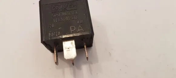 Ford Focus Other relay 5M5T14B192CA V23136B1X66