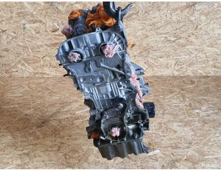 Volkswagen Golf VII Engine DKR 04C103011Q 04C103404L