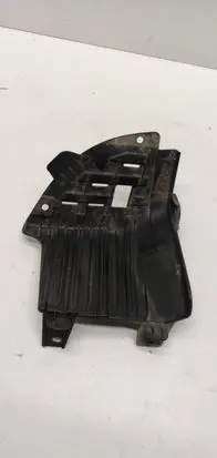 Rear bumper trim bar molding