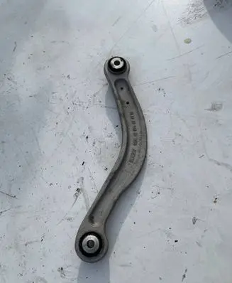 Mercedes-Benz C W205 Rear upper control arm/wishbone 20407H8