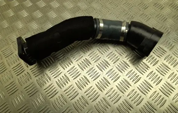 Skoda Octavia Mk4 Air intake hose/pipe 05L145762D