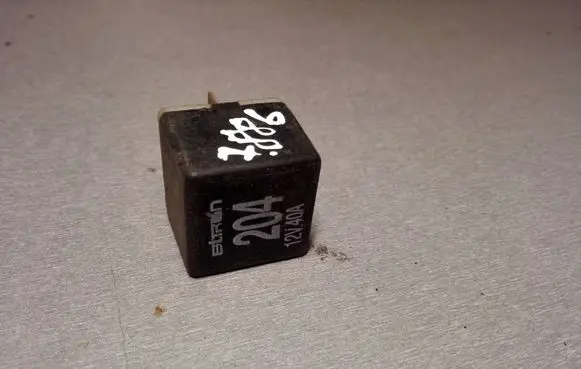 Audi A6 S6 C5 4B Other relay 431951253H